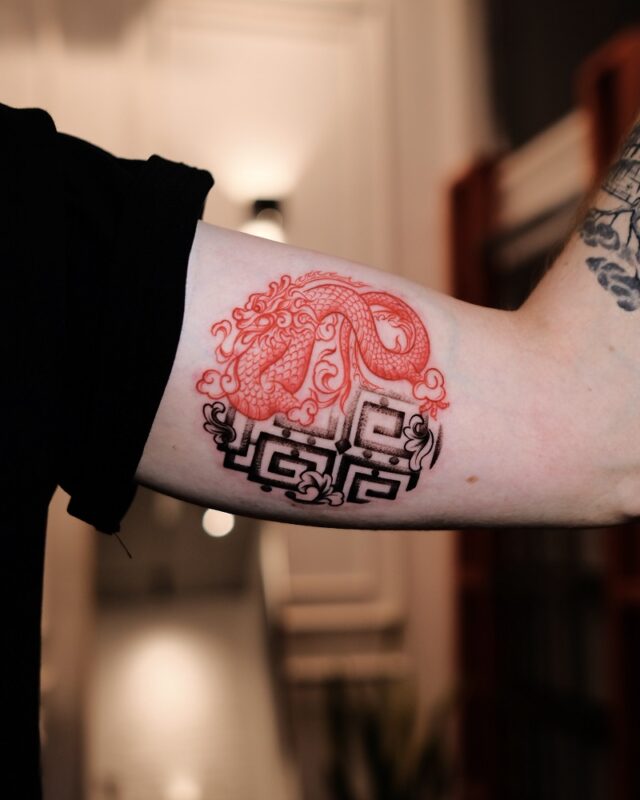 Asian Dragon symbol