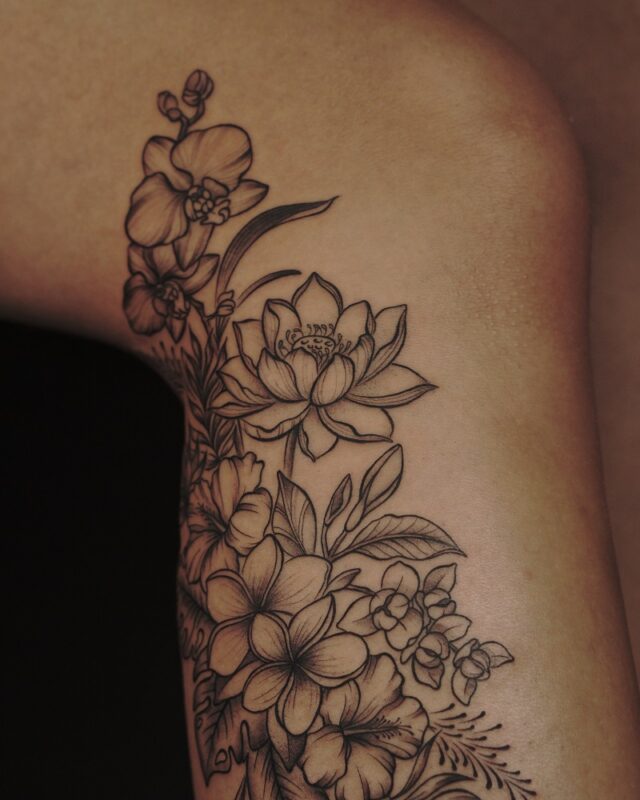 Lotus mix with many flowers